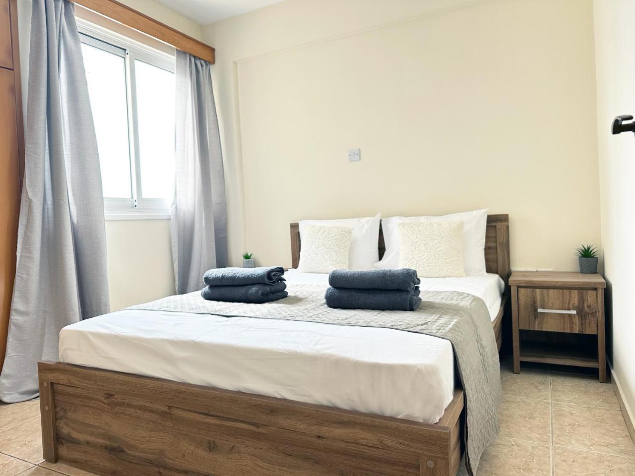 Serenity Sunset Holiday Apt Larnaca