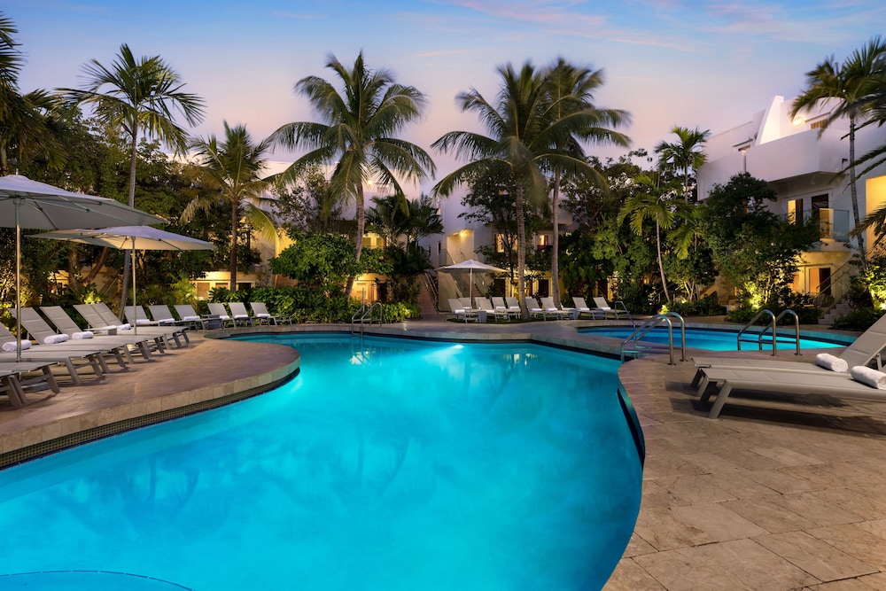Santa Maria Suites - photo 24