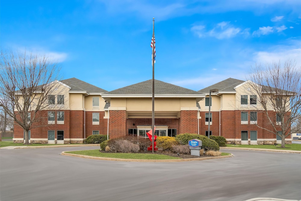 Hampton Inn Suites Newtown — Morrisville