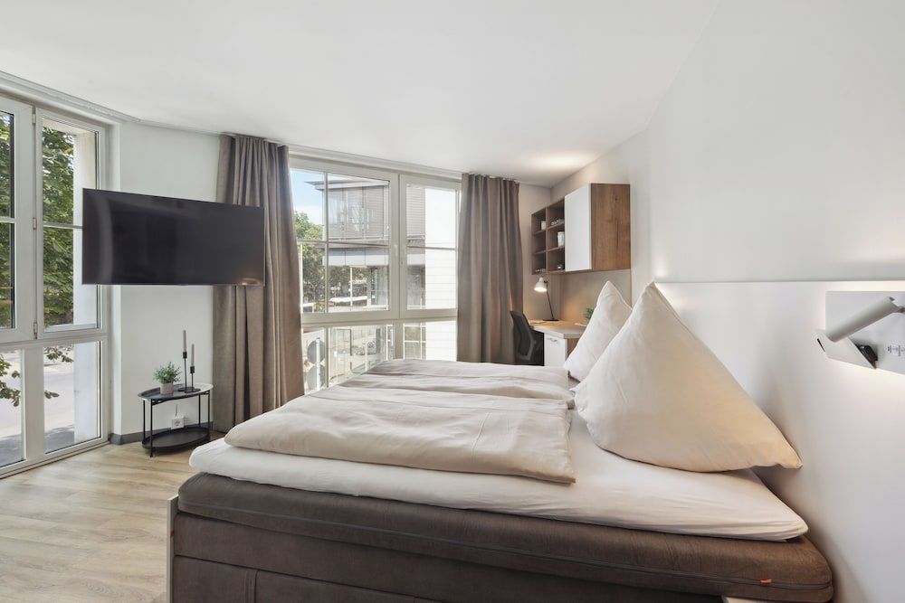 Home and CoLiving Bonn I Aparthotel — carbon neutral stay, Bonn