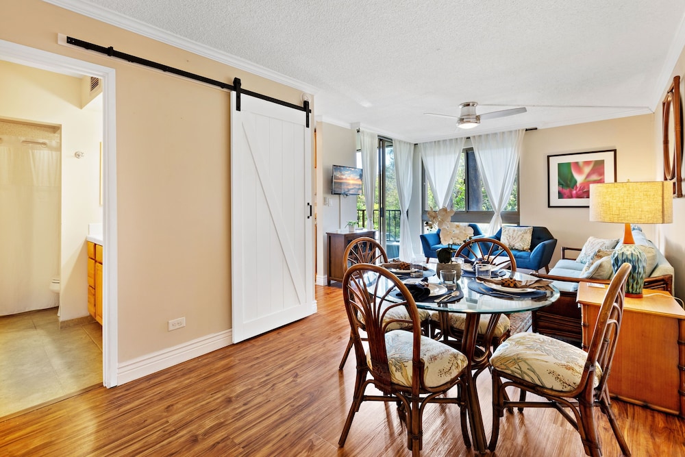 Kahana Manor 503 — 4-Star Luxury Hotel in Lahaina, United States