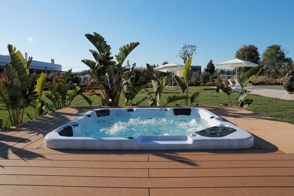Tenuta Cesarina — 4-Star Luxury Hotel in Alessano, Italy