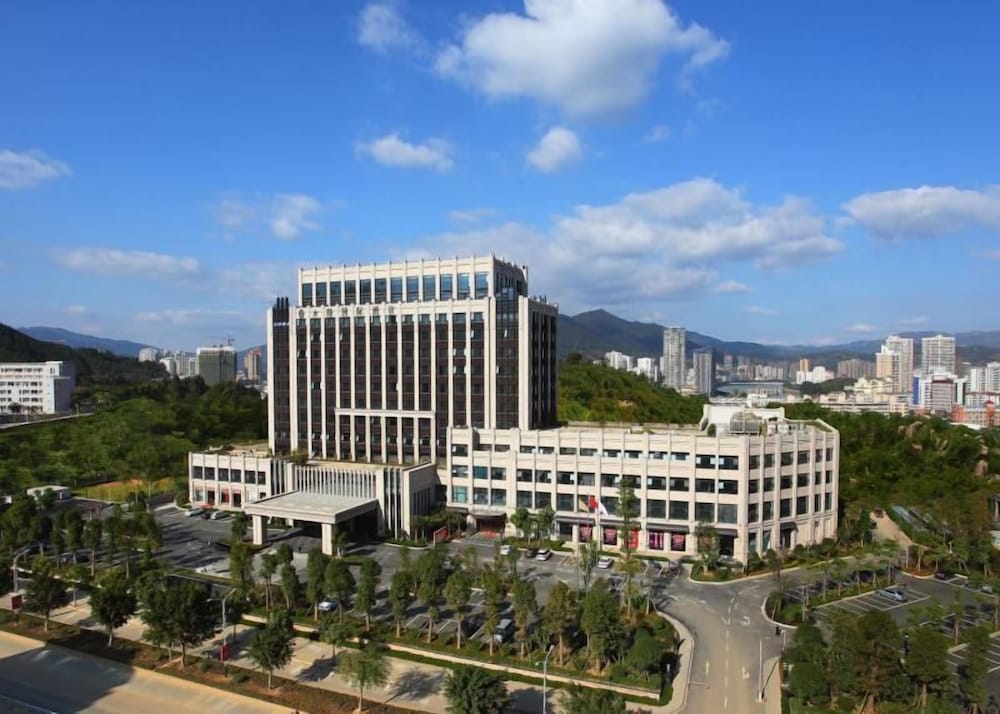 Winlong International Hotel in Yuanquan, People's Republic of China