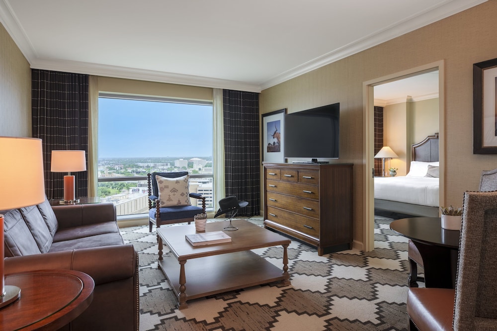 Omni Fort Worth Hotel - photo 19