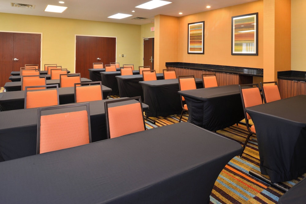 Fairfield Inn By Marriott Orlando Airport - photo 31