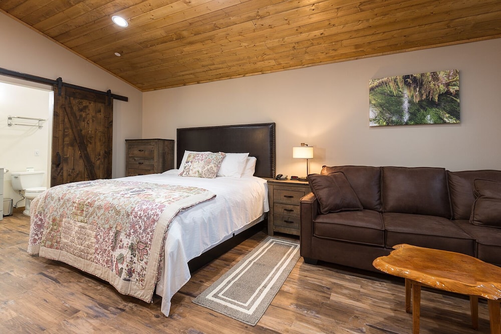 Woodland Inns - photo 28