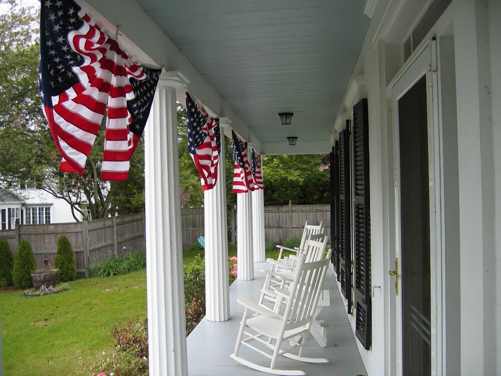 Liberty Hill Inn - photo 72
