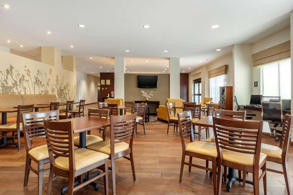 Sleep Inn & Suites Fargo Medical Center - photo 39