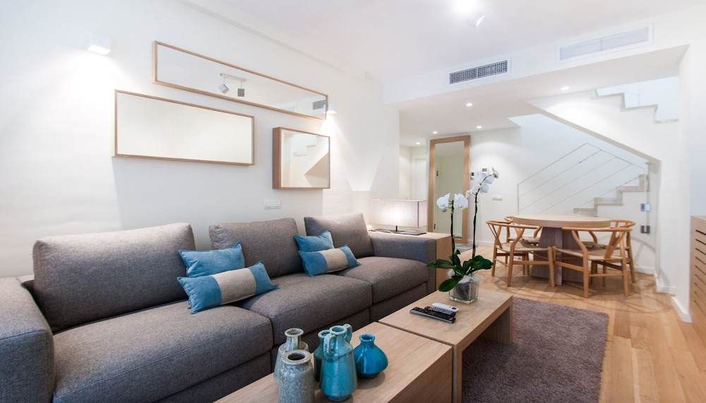 City Center Atico 360 — 4-Star Luxury Hotel in Valencia, Spain