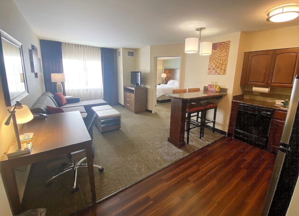 Staybridge Suites Great Falls by IHG - photo 12