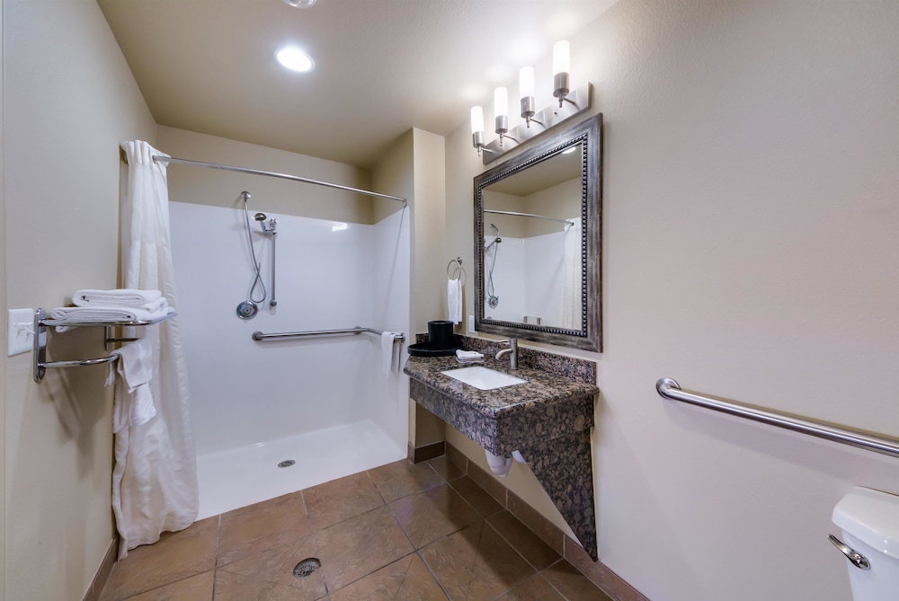 Eagle Ford Inn - photo 25