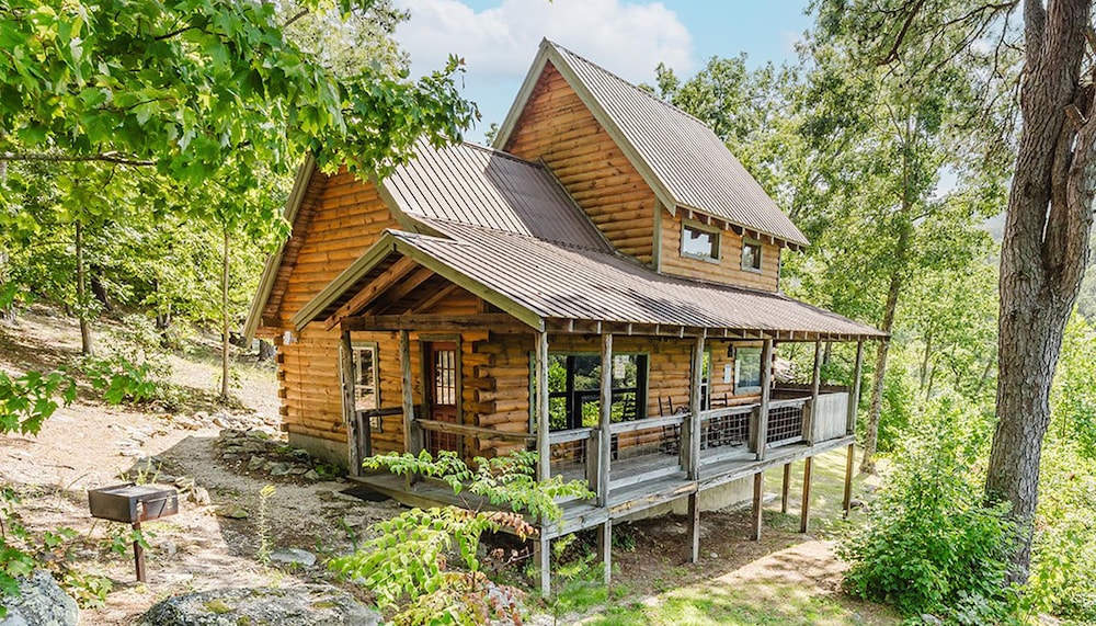 Hunter’s Hideaway in Townsend, United States