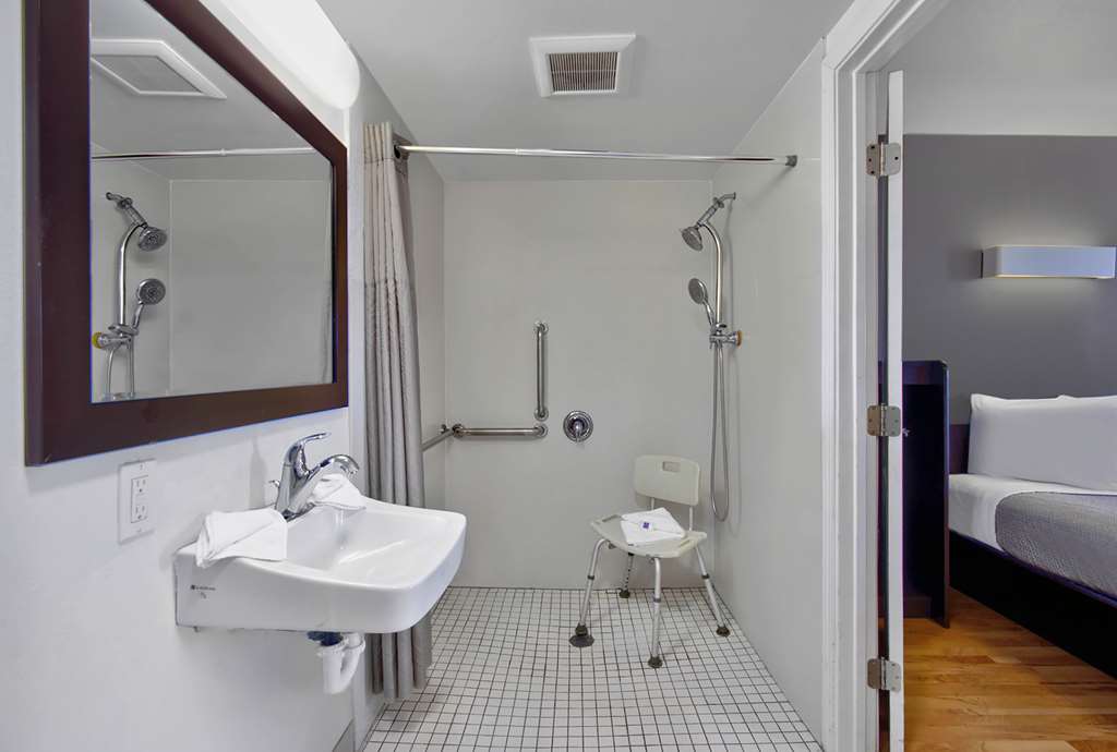Motel 6 Victorville Desert Express - photo 18