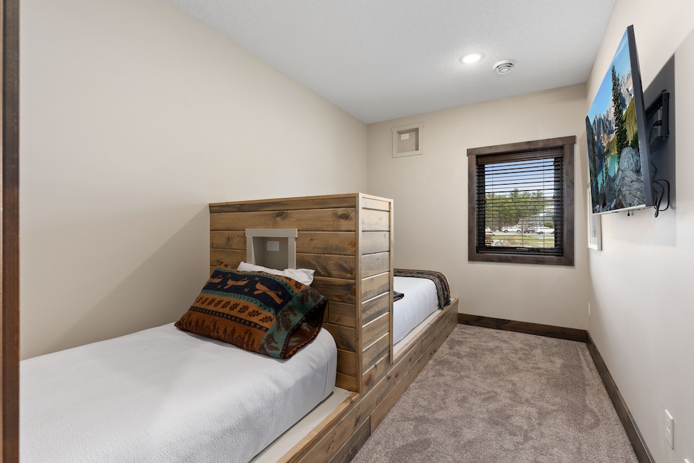 Quarterdeck Resort & Restaurant - photo 124