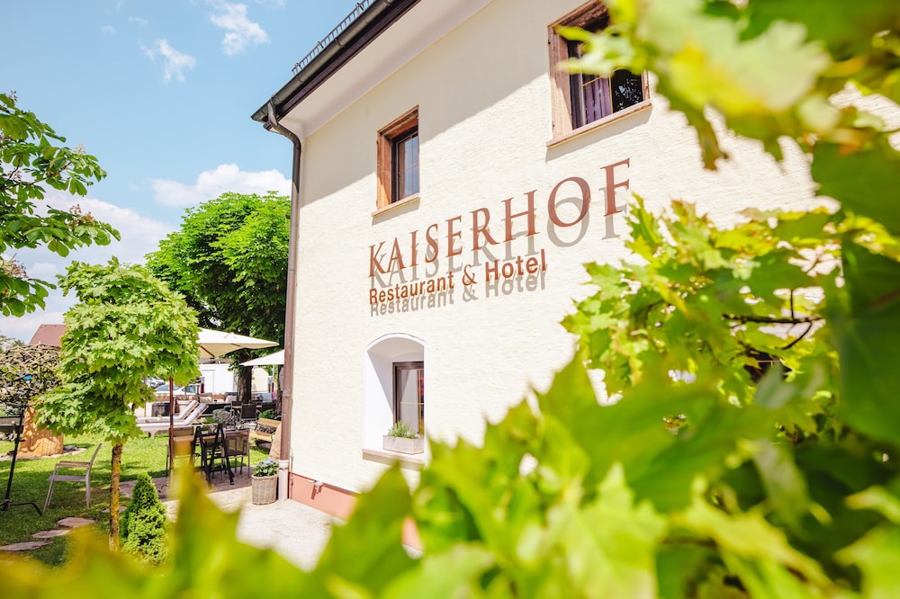 Kaiserhof Anif - carbon neutral hotel in Anif