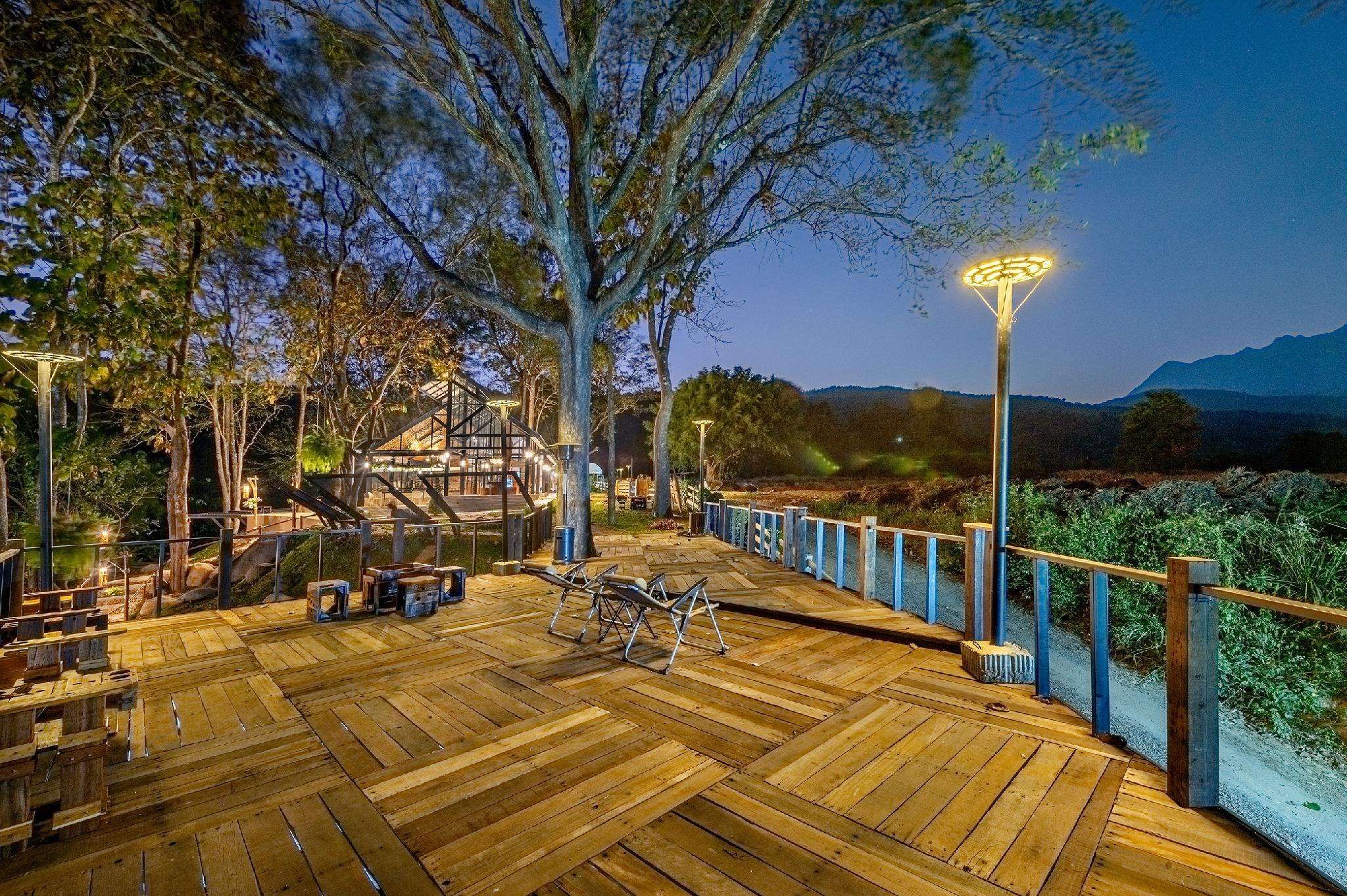 Lhong Chiang Dao Glamping หลงเชียงดาว in Chiang Dao, Thailand