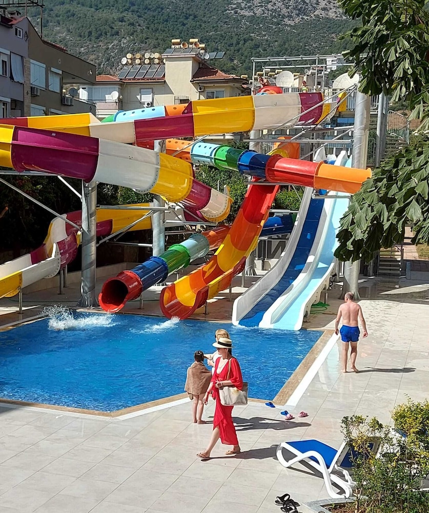 Kleopatra Royal Palm Hotel All Inclusive — 4-Star Luxury Hotel in Alanya, Turkey