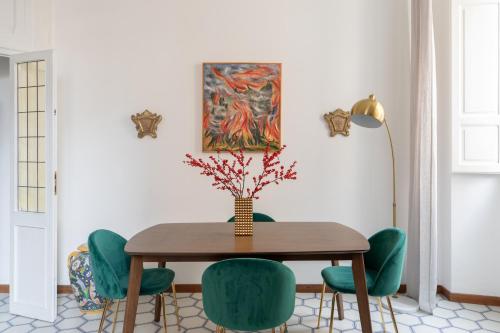 iFlat Barberini 's Dream — 4-Star Luxury Hotel in Rome, Italy