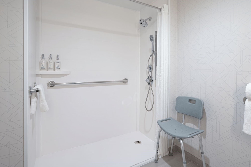 Staybridge Suites Federal Way Seattle South by IHG - photo 19