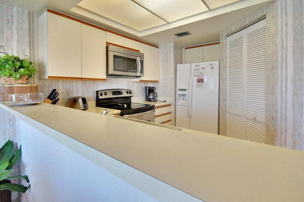 Land's End 1 408 Bay Front - photo 9