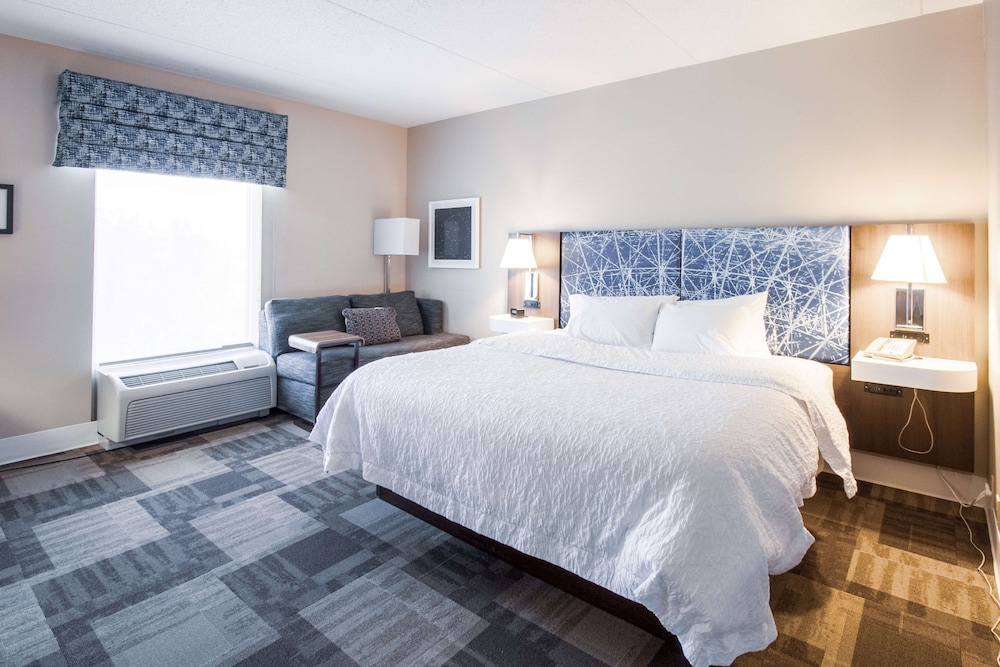 Hampton Inn & Suites Huntsville Hampton Cove - photo 15