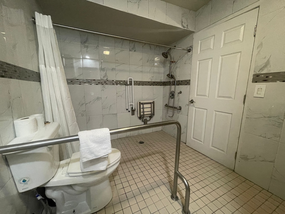 SimpleStay Suites Downtown San Bernardino - photo 14