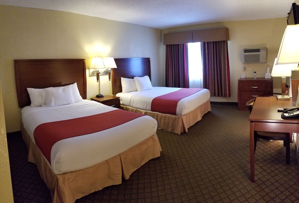 Red River Inn & Suites Fargo - photo 19