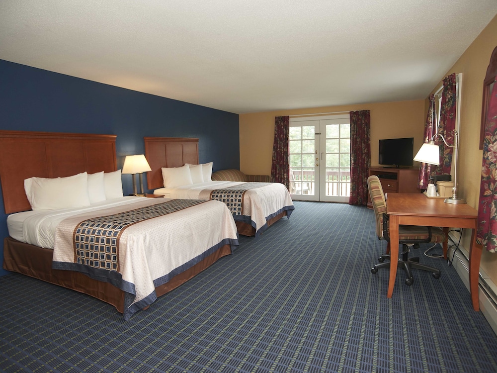 Swiss Chalets Village Inn - photo 27