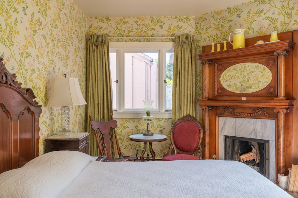 Martine Inn - photo 37