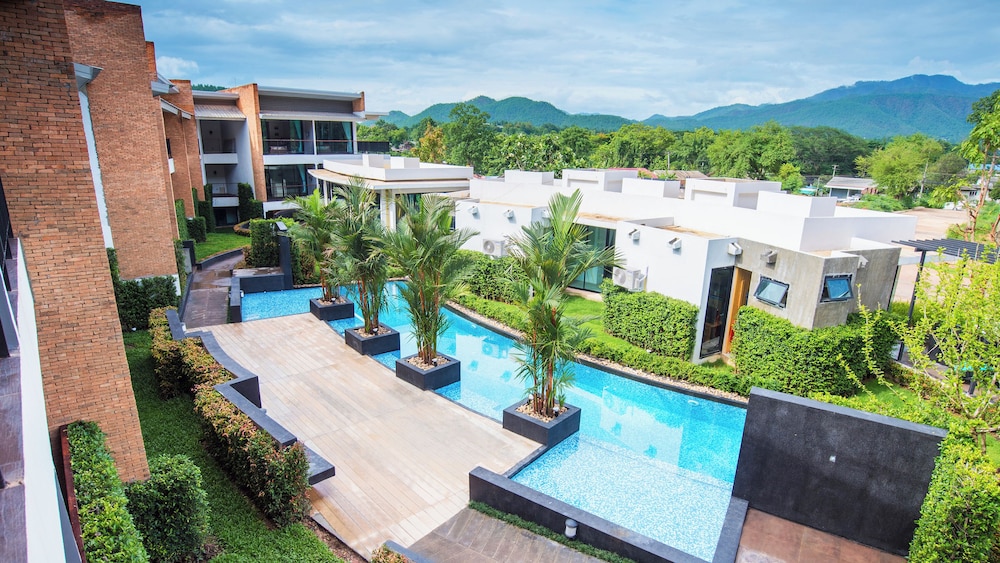 B2 Mae Hong Son Premier Hotel in Mae Hong Son, Thailand