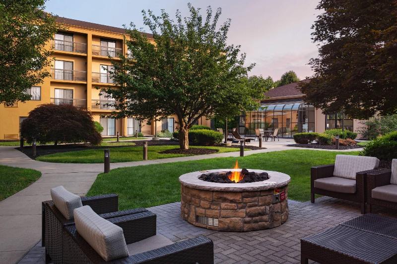 Courtyard By Marriott Fishkill — Fishkill