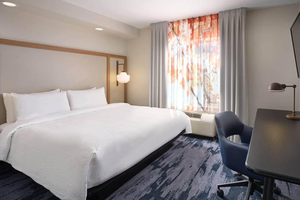 Fairfield Inn and Suites by Marriott Columbia - photo 7