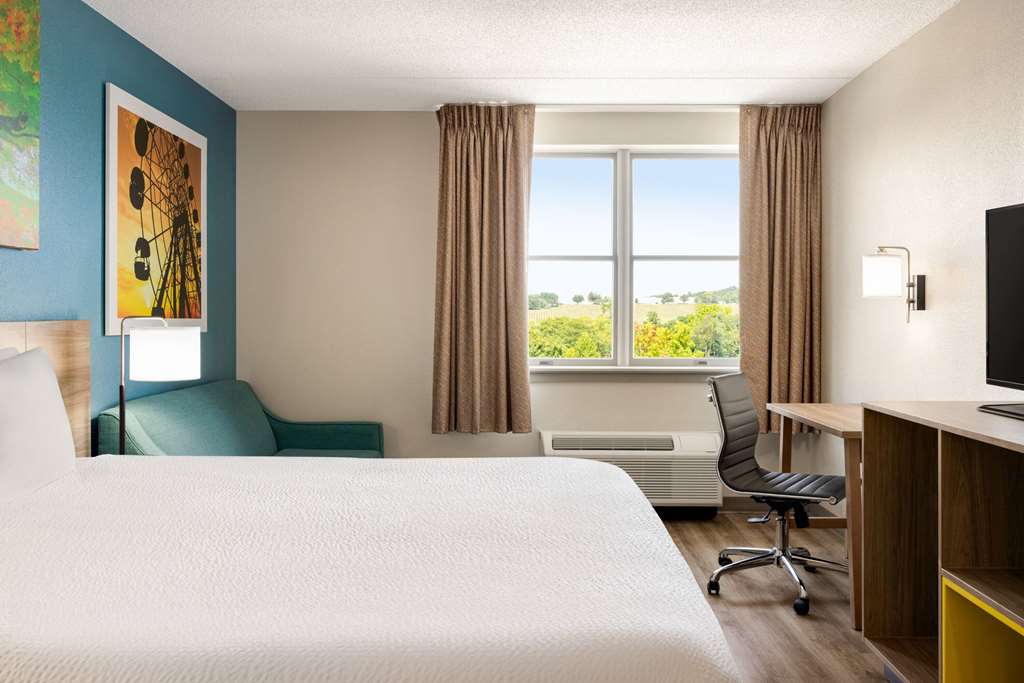 Days Inn by Wyndham Hershey - photo 16