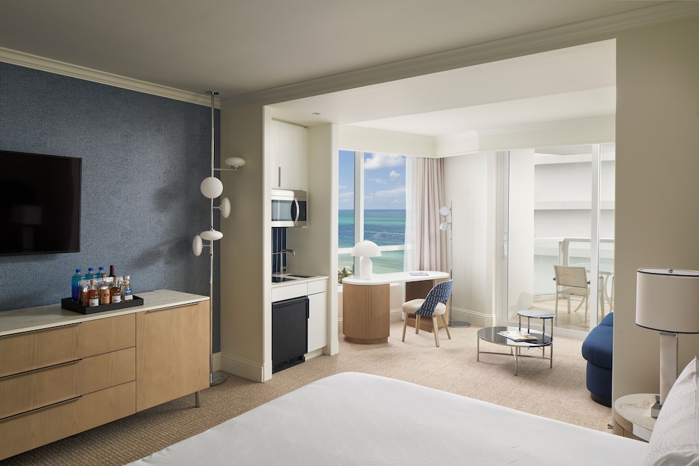 Fontainebleau Miami Beach - photo 11