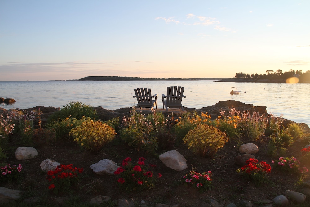 Bluebird Ocean Point Inn - photo 75