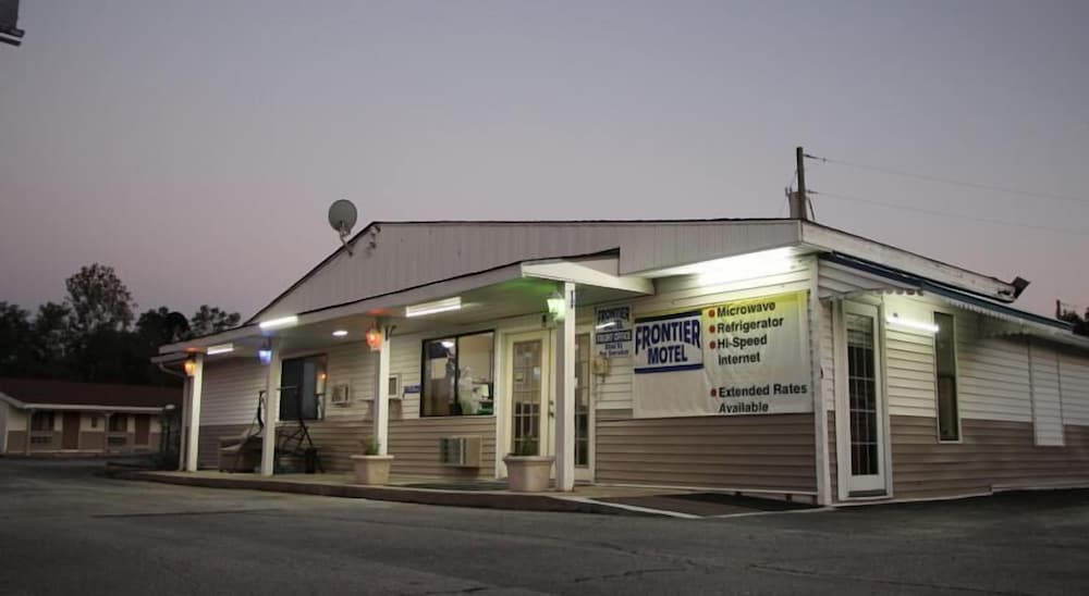 Frontier Motel - photo 22