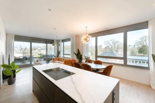 Modern 2BR in Central Luxembourg Near Old Town — 4-Star Luxury Hotel in Luxembourg, Luxembourg