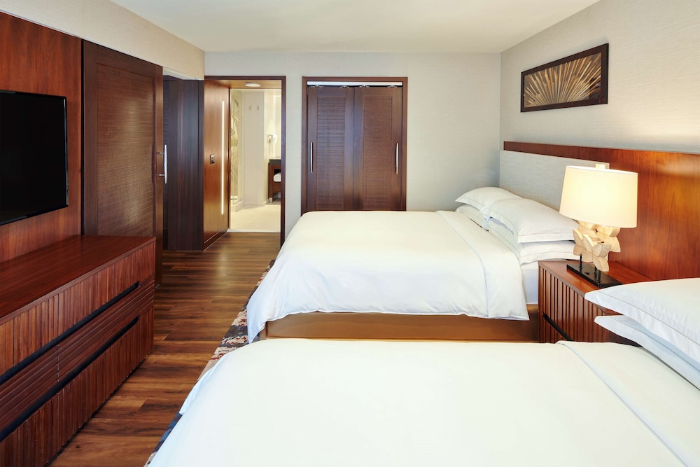 Hilton Grand Vacations Club Hokulani Waikiki Honolulu - photo 6