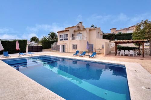Casa Leuki — 4-Star Luxury Hotel in Calp, Spain