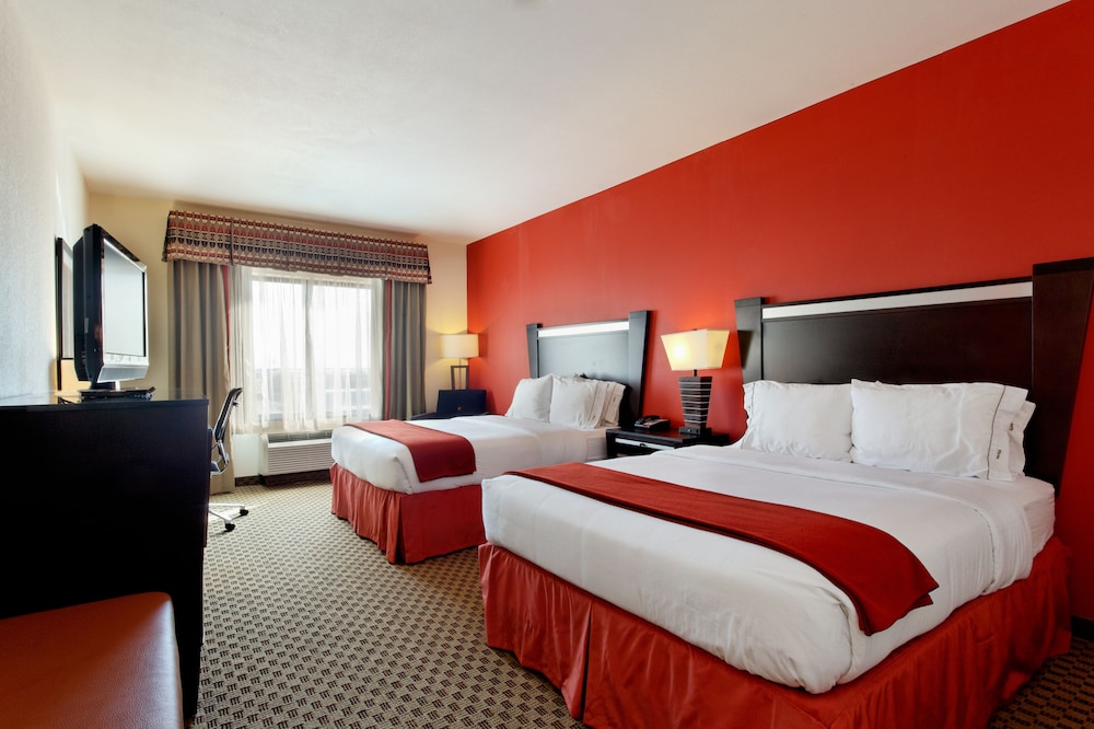 Holiday Inn Express Hotel & Suites Odessa by IHG - photo 8