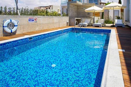 Paradise Cove Luxurious Beach Villas Marine 1 Bedroom Villa Paphos