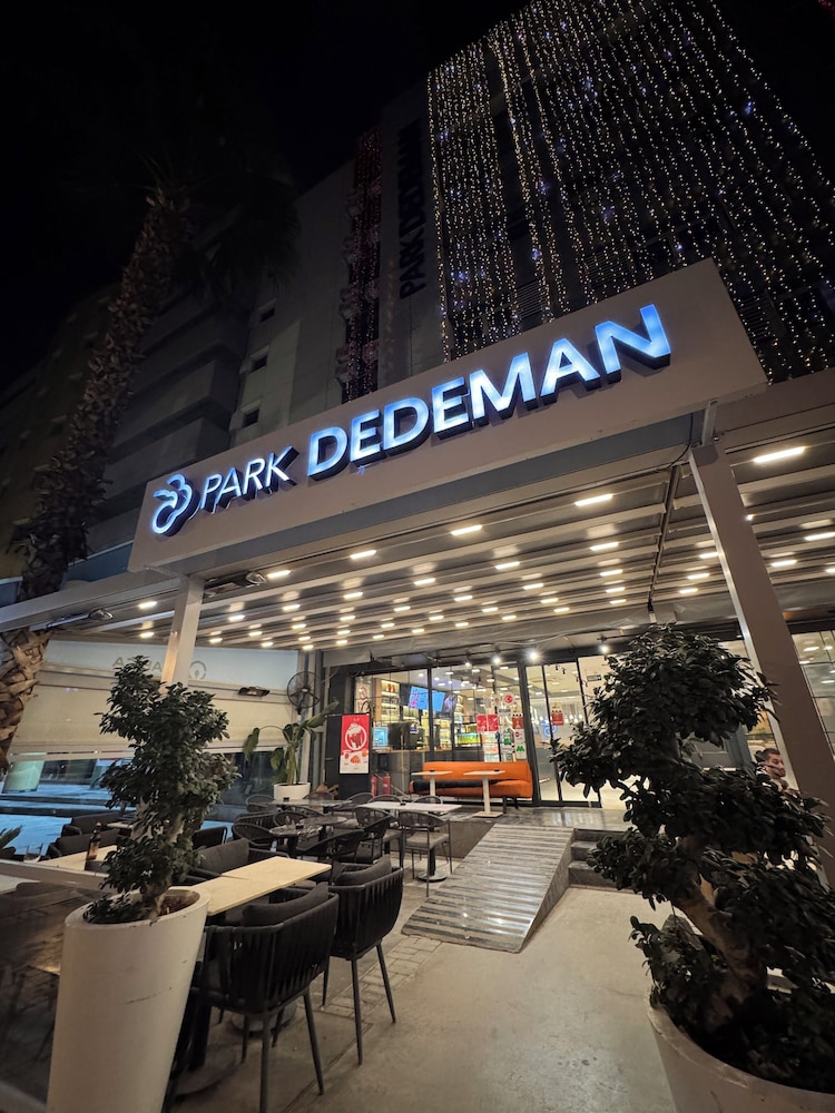 Park Dedeman City Alsancak — Izmir