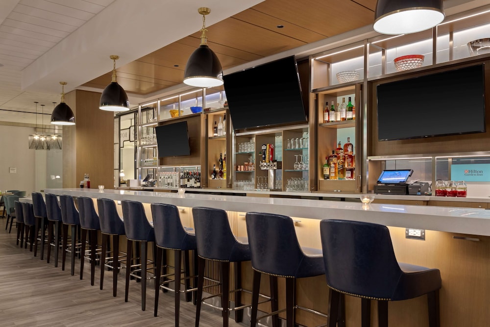 Hilton Garden Inn Boston Brookline MA - photo 36
