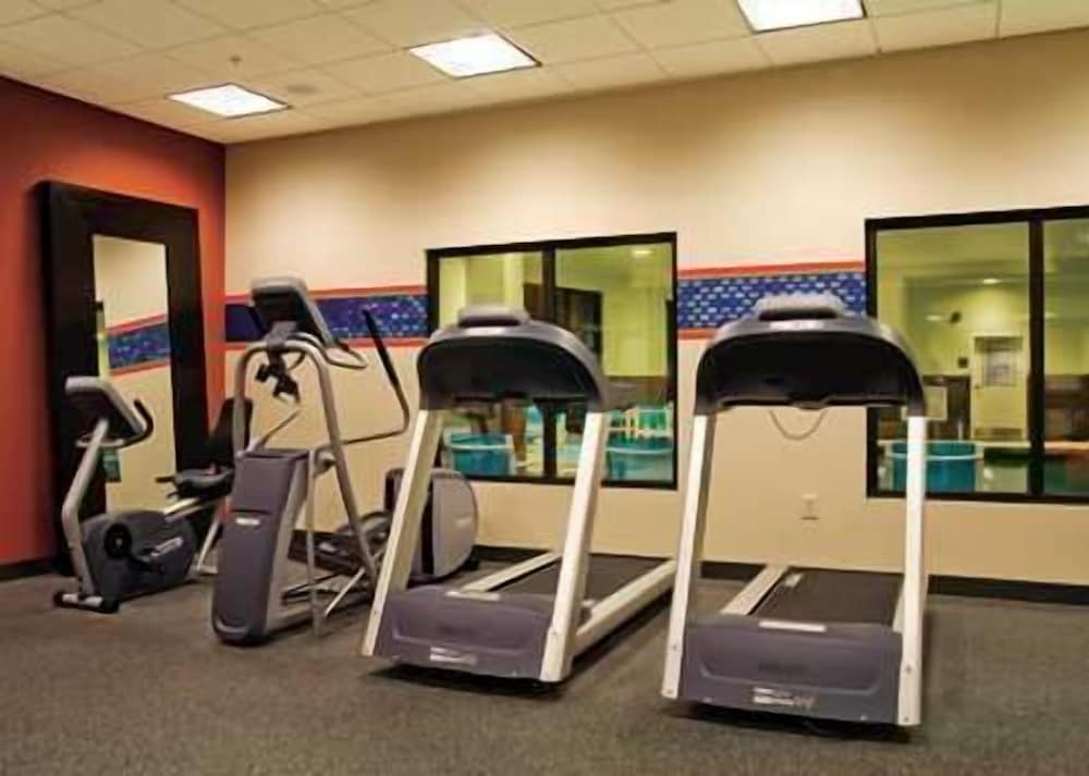 Hampton Inn Spearfish - photo 19