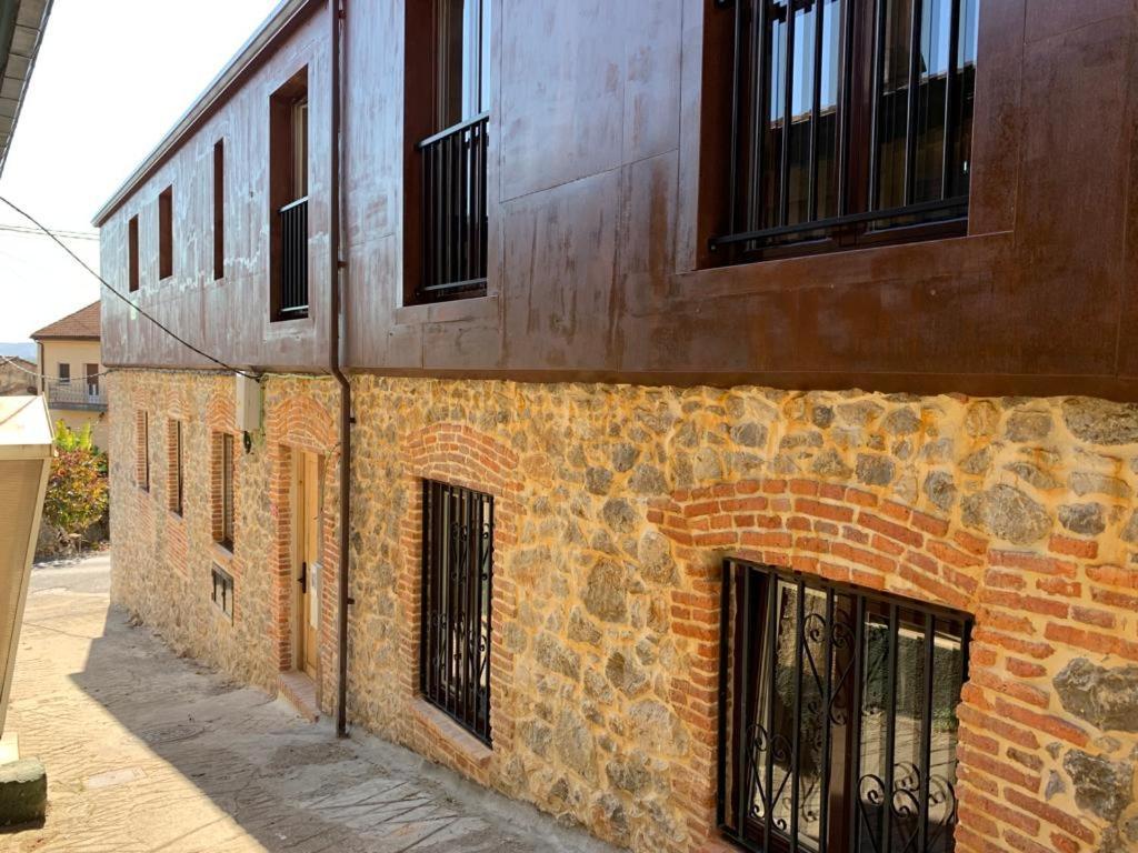 Apartamentos Tierra Y Arte — 4-Star Luxury Hotel in Santona, Spain
