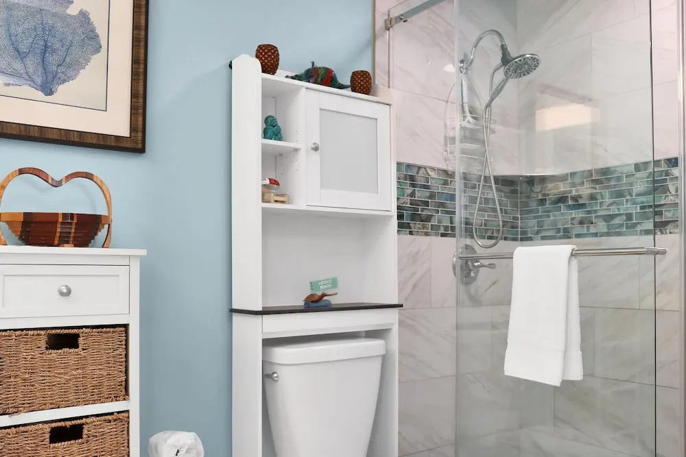 Waterside Village Condo 404 Seadragon by Pristine Properties — 4-Star Luxury Hotel in Mexico Beach, United States