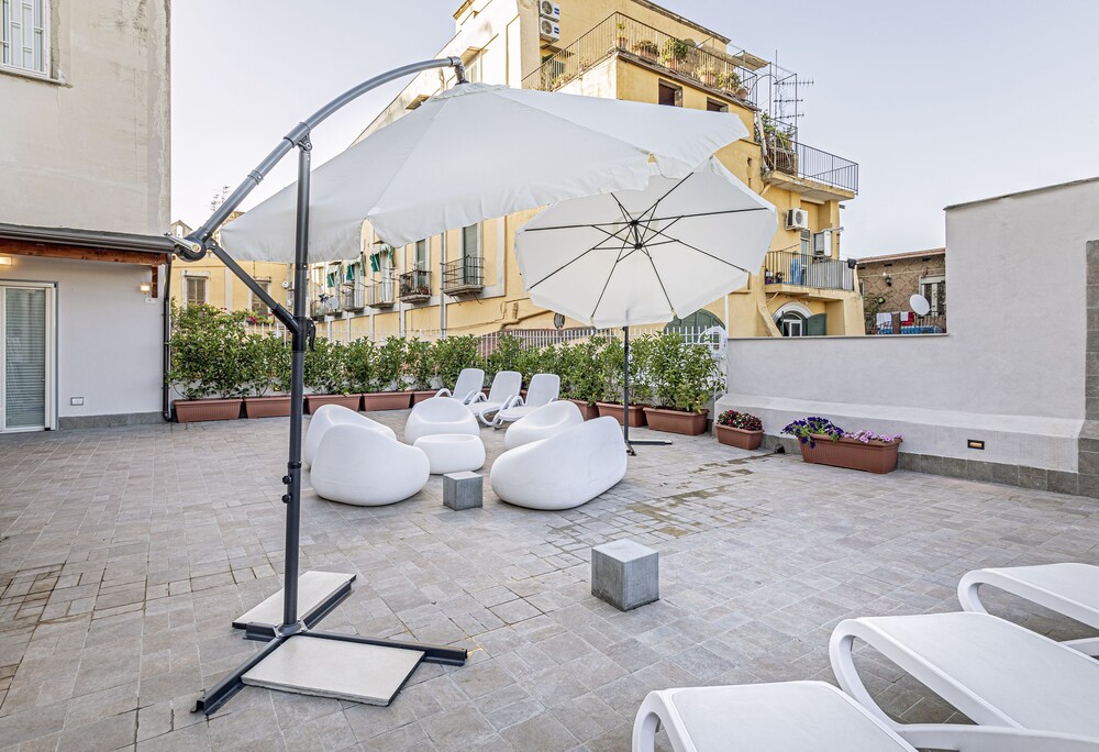 Napoli Squares Suites - last minute hotel in Naples