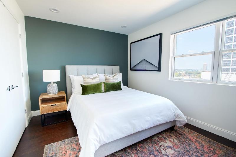 One Baltimore Place by Sonder - photo 34