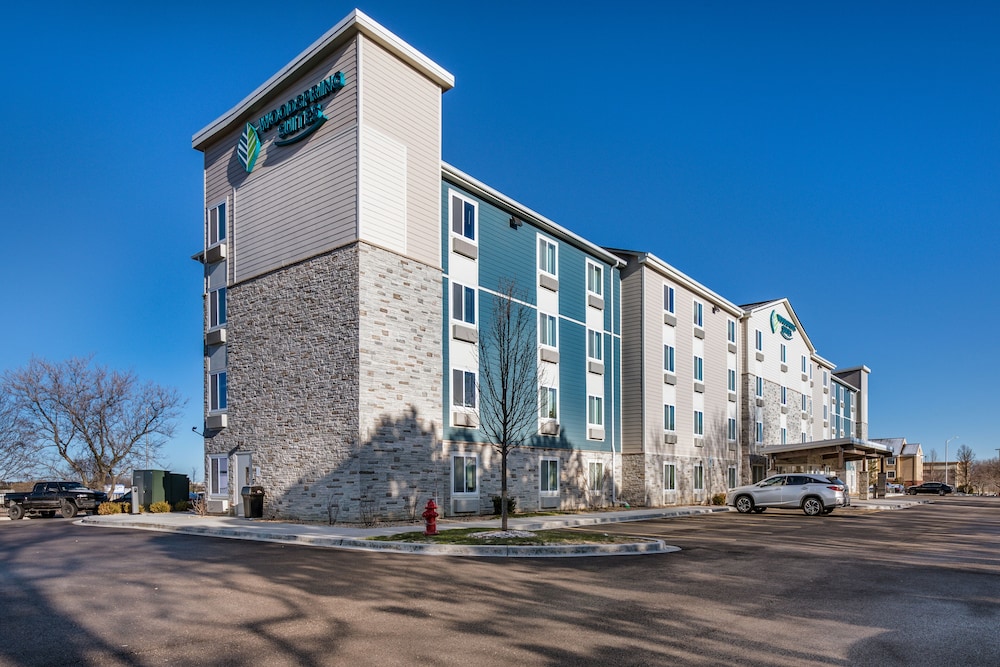 WoodSpring Suites Libertyville Chicago - photo 21
