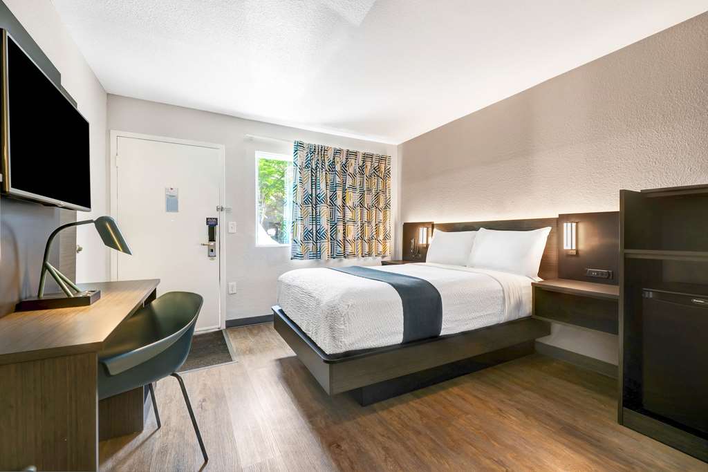 Motel 6 Issaquah WA Seattle East - photo 12